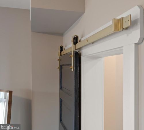 829 Shippen St, Lancaster PA  17602-2043 exterior