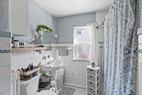 2177 69, Milwaukee WI 53213-1925 exterior