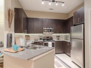 225 Heights Blvd, Houston TX  77007-5808 exterior