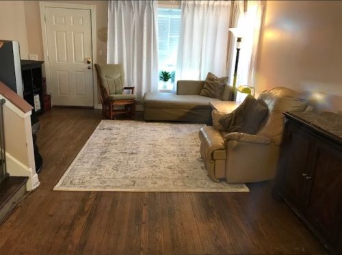 913 Colfax Ave, Elmhurst, IL 60126-4536