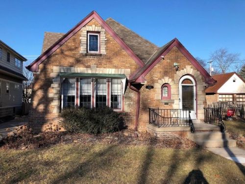 2543 63, Milwaukee WI  53219-2628 exterior