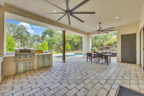 3840 Greenview Dr, Folsom CA  95762-5218 exterior