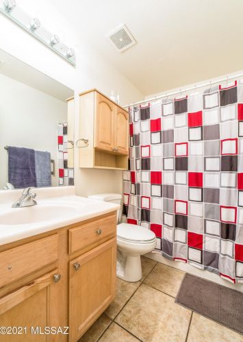 7325 Cross Ridge Pl, Tucson AZ  85710-6075 exterior