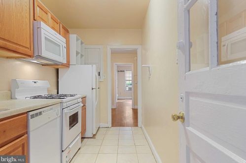 3929 Fulton St, Washington DC 20007-1379 exterior