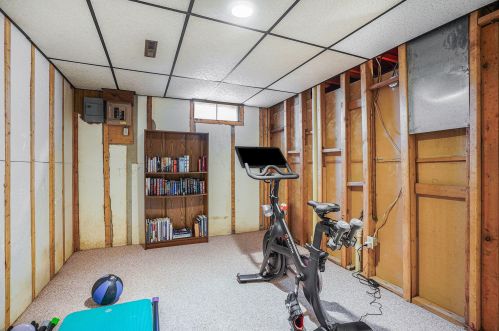 4787 Grenadier Dr, Wyoming MI exterior