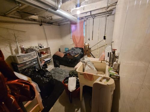 2529 Maple St, Milwaukee WI 53204-3038 exterior