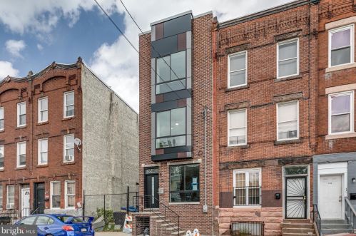 1719 27th St, Philadelphia, PA 19121-2824