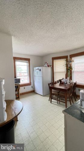 1414 Broad St, Trenton NJ 08610-6036 exterior