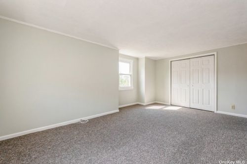 5 7 St, Valley Stream NY 11581-1255 exterior