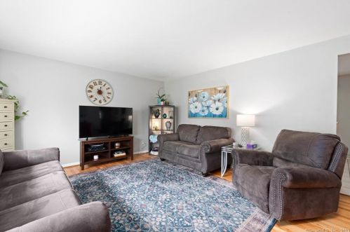 159 Cornflower Dr, Milford CT 06460-6974 exterior