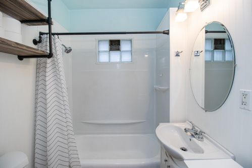 2040 70, Milwaukee WI 53223-2151 exterior