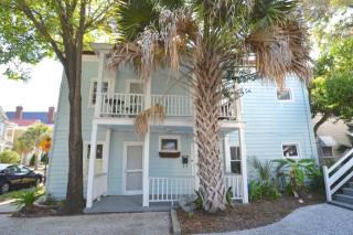 174 Wentworth St, Charleston SC  29401-1730 exterior