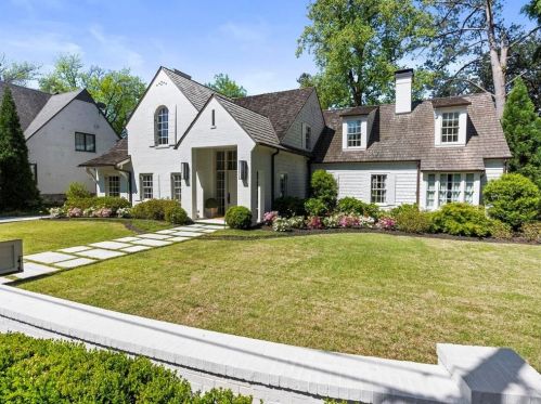 2312 Montview Dr, Atlanta GA 30305-4071 exterior