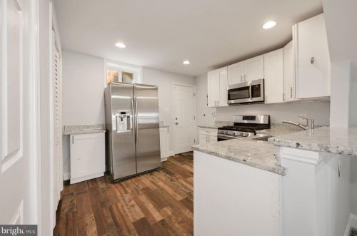 2254 Mt Vw Pl, Washington DC 20020-5219 exterior