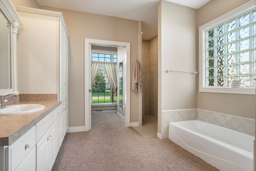 2309 Pleasant Pond Dr, Byron Township MI 49315-8488 exterior