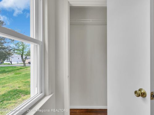 631 Maria St, Jackson Twp NJ  08527-5285 exterior