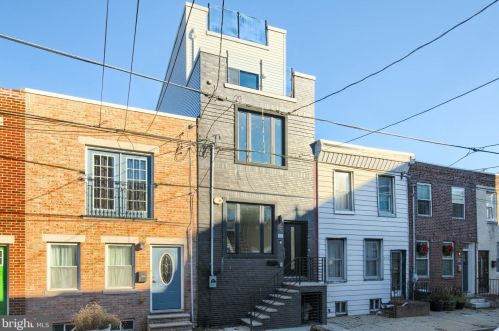 1827 Manton St, Philadelphia PA 19146-2923 exterior