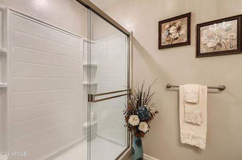 8037 Albeniz Pl, Phoenix AZ  85043 exterior