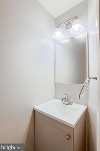 5545 Loretto Ave, Philadelphia PA 19149-3210 exterior