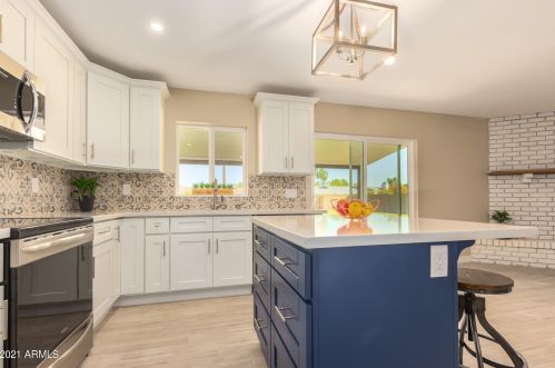 1198 Ivanhoe St, Chandler AZ  85225-3944 exterior