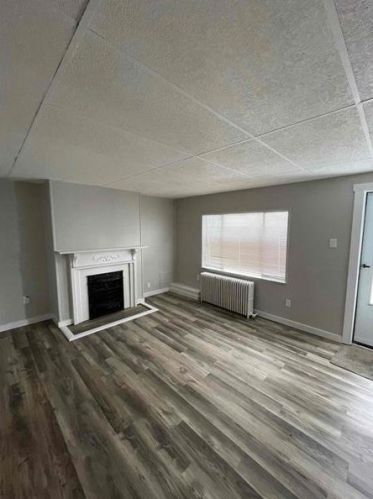 103 Earlham St, Pittsburgh, PA 15205-3516