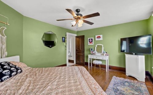 2408 Patterson St, Pittsburgh PA 15203-2723 exterior