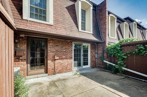 4263 Frst De Vl Dr, Saint Louis MO 63129-1805 exterior