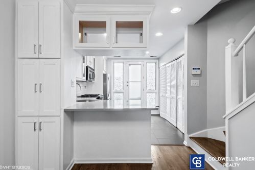 20 15th St, Chicago IL  60605-2732 exterior