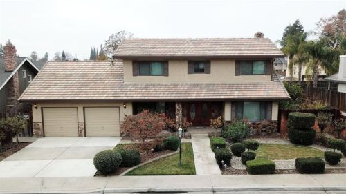 1745 Carleton Dr, Turlock, CA 95382-2732