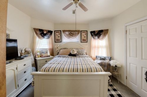 25 Merrick St, Worcester MA 01609-1837 exterior