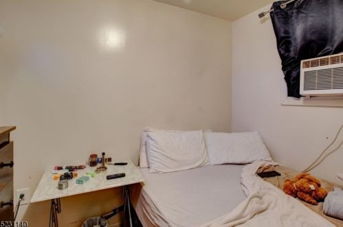 32 Butler St, Paterson NJ 07524-1926 exterior