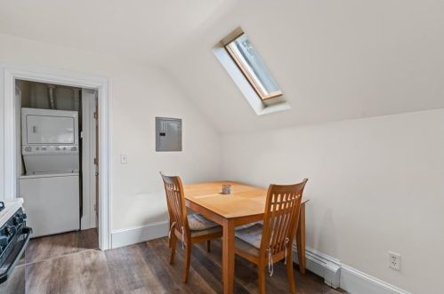 246 Smith St, Providence RI 02911-3307 exterior