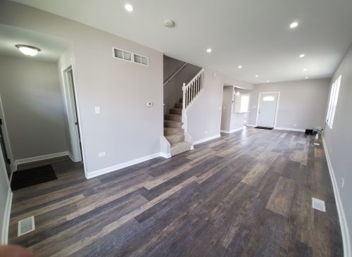 3657 61 St, Chicago IL 60637-2322 exterior