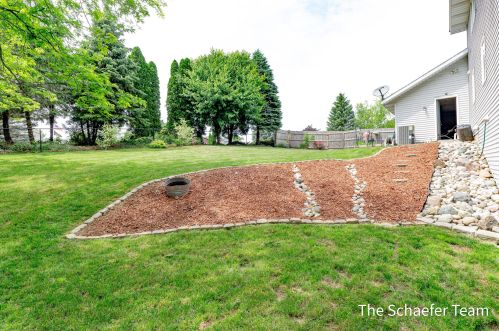 2883 Valley Ave, Grand Rapids MI 49544-1675 exterior