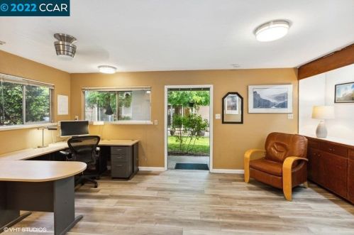 3543 Walnut Ave, Concord CA 94519-2437 exterior