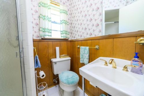 5165 Del Roy Dr, Dallas TX 75230-2924 exterior