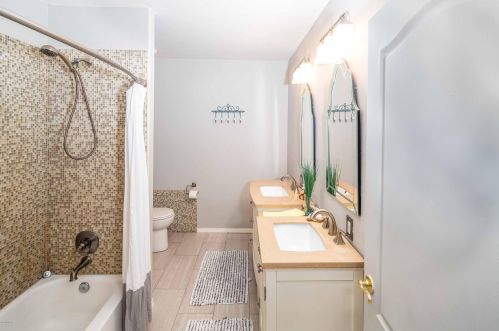 4700 Flying Diamond Dr, Tucson AZ 85742-9697 exterior