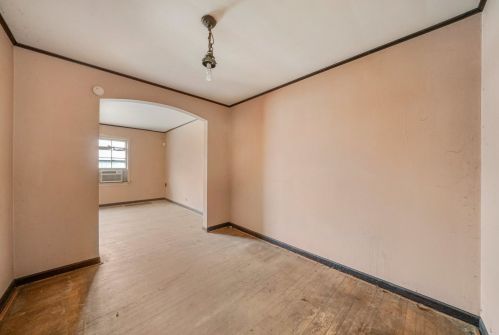 9619 Euclid Ave, Chicago IL 60617-4727 exterior