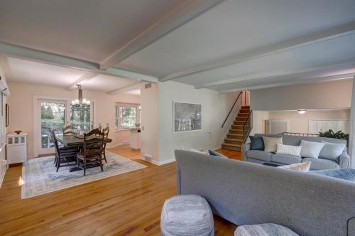 322 Cheyenne Trl, Madison WI  53705-4703 exterior