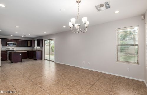 3014 72 Ln, Phoenix AZ 85033-3111 exterior