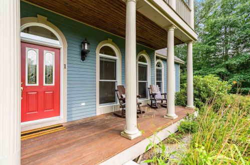 1 Deer Track Ln, Concord NH  03301-7916 exterior