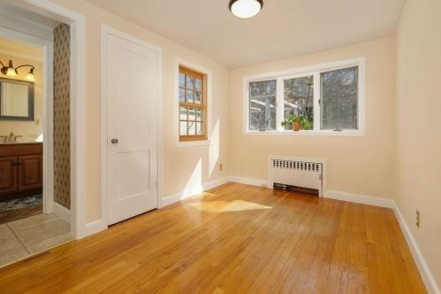 119 Bridle Path Rd, Springfield MA 01118-1846 exterior