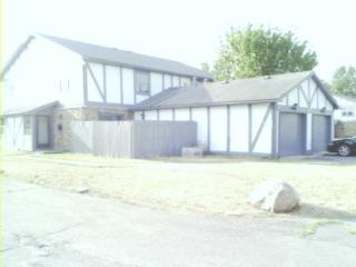 9891 Royce Dr, Indianapolis IN  46235-2372 exterior