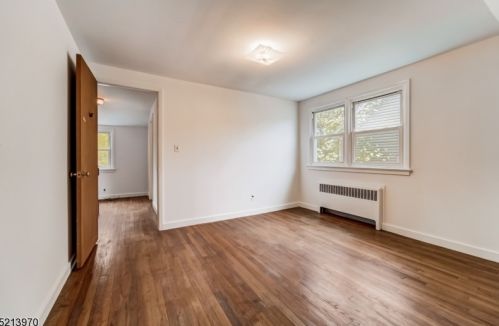 54 Nishuane Rd, Montclair NJ  07042-2425 exterior