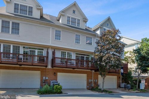 393 Cameron Sta Blvd, Alexandria VA 22304-8681 exterior