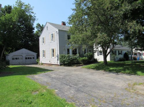 46 Caleb St, Portland, ME 04102-2236