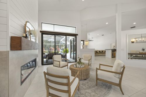 19088 Loxahatchee Riv Rd, Jupiter FL 33458-2414 exterior