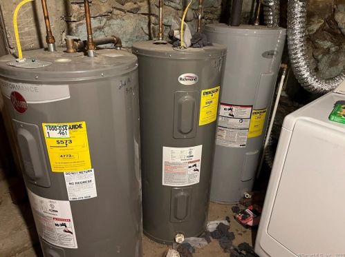 109 Albert St, Torrington CT 06790-6402 exterior