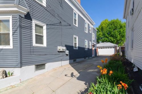 195 Carpenter St, Providence RI  02903-3044 exterior
