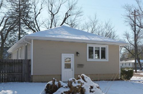 2103 Miles Ave, Kalamazoo MI  49001-5132 exterior